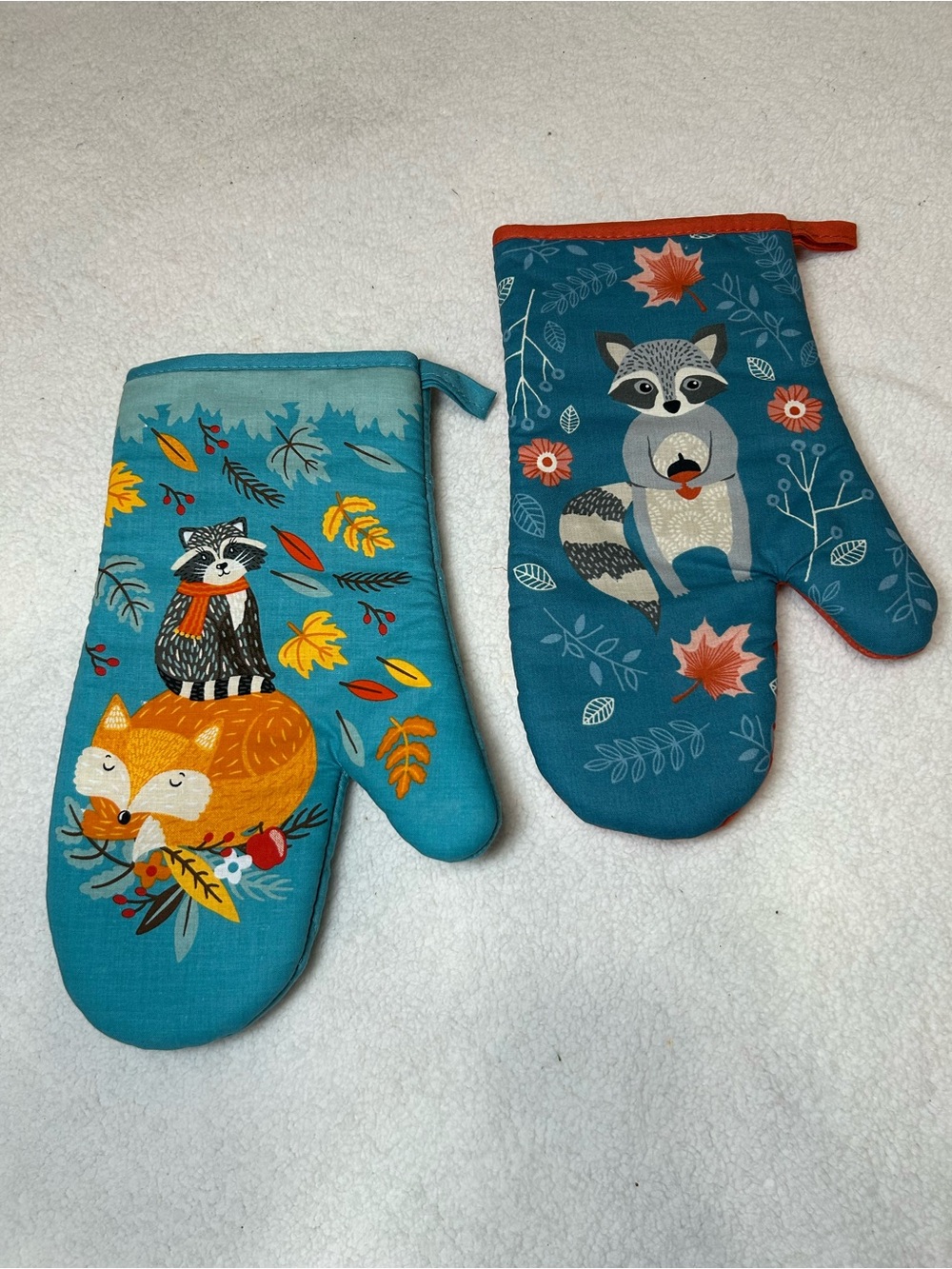 Source Unknown Teal Woodland Oven Mitts with Fox and Raccoon